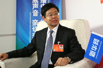 全國(guó)人大代表劉明忠做客新華網(wǎng)、中國(guó)政府網(wǎng)兩會(huì)訪談