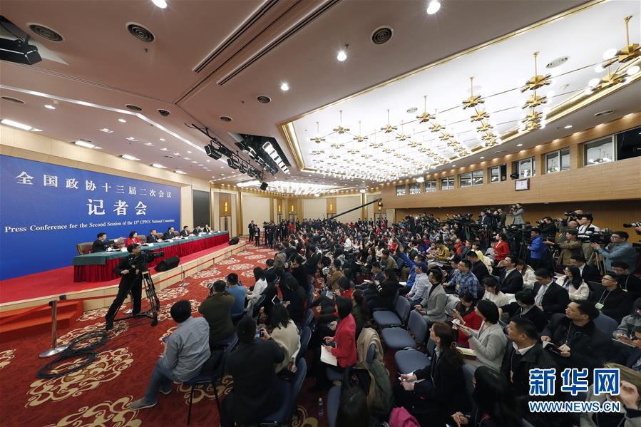 （兩會）（4）政協(xié)委員談優(yōu)化營商環(huán)境、促進民營經(jīng)濟高質(zhì)量發(fā)展
