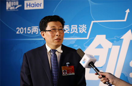 “面對這種新型的、農業(yè)轉型的項目，政府各級部門也都在研究怎么落實，還有很多細節(jié)上的問題。”