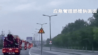暴雨中 他們“逆流而上”：跨省救援！7省1800名消防員增援河南