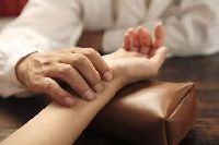 【健康解碼】中醫(yī)藥如何治療股骨頭壞死？